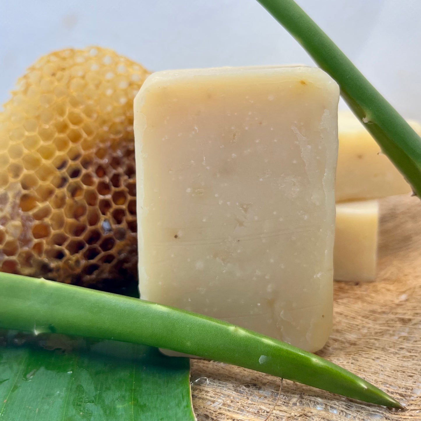 Aloë vera honey soap